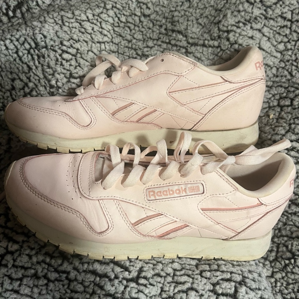 Reebok Women's Pink Sneakers